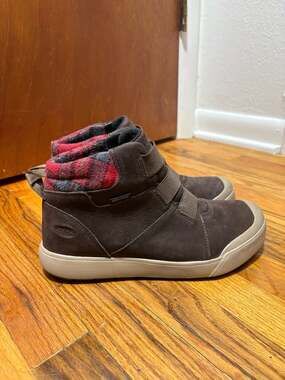 KEEN Women ELLE WINTER MID WP, COFFEE BEAN/RED PLAID